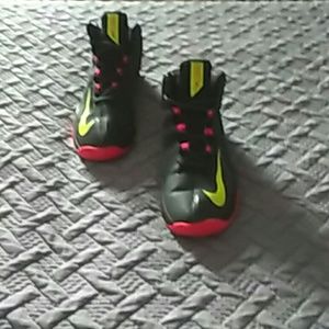 Nike AirMax stutter Step 2